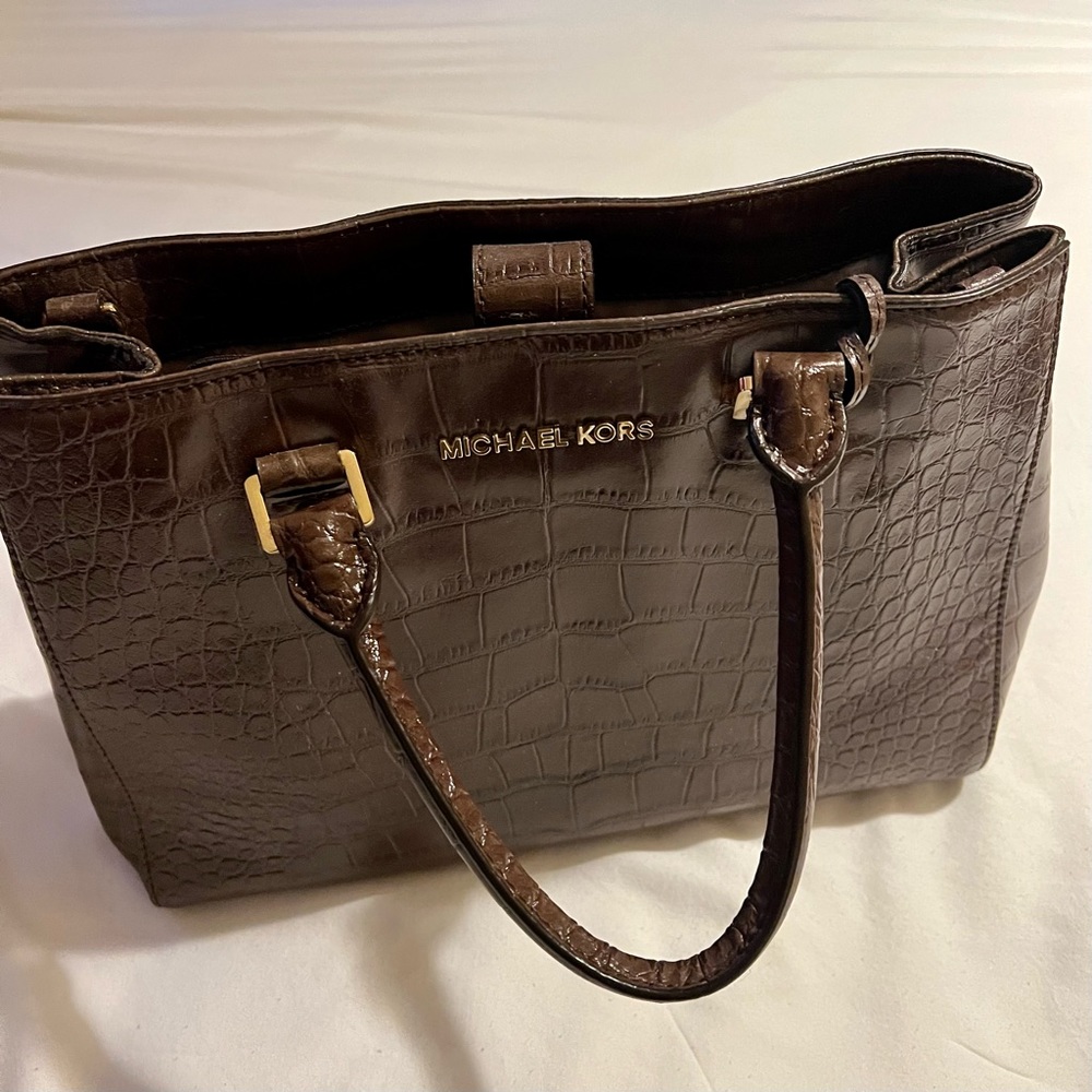 Michael Kors satchel purse